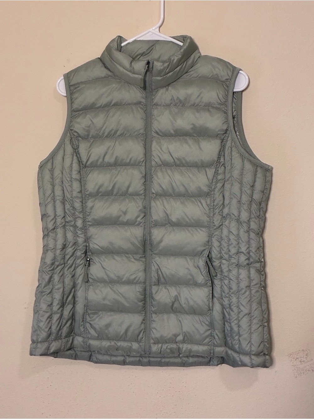 32 Degrees Heat Large Men's Solid Quilted Full Zip Puffer Vest Zipped Pockets